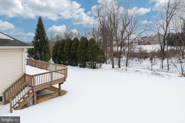 140 MILBURY RD, Coatesville, PA 19320