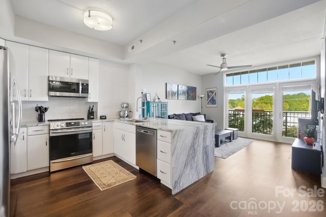 1320 Fillmore Avenue 403, Charlotte, NC 28203