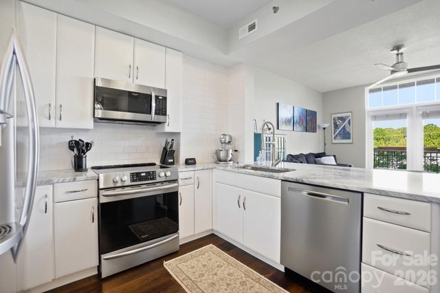 1320 Fillmore Avenue 403, Charlotte, NC 28203