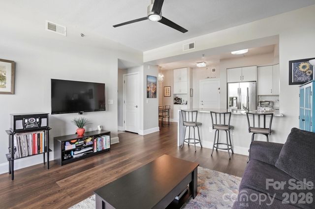 1320 Fillmore Avenue 403, Charlotte, NC 28203