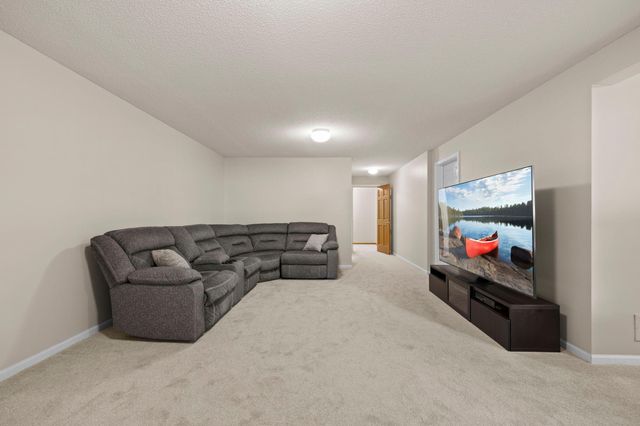 6824 Troy Lane N, Maple Grove, MN 55311