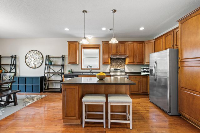6824 Troy Lane N, Maple Grove, MN 55311