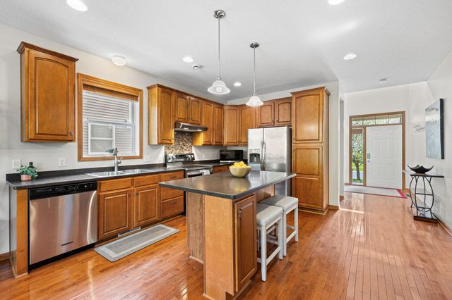 6824 Troy Lane N, Maple Grove, MN 55311