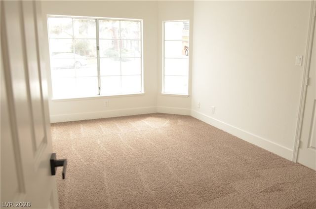 8604 Grandbank Drive, Las Vegas, NV 89145
