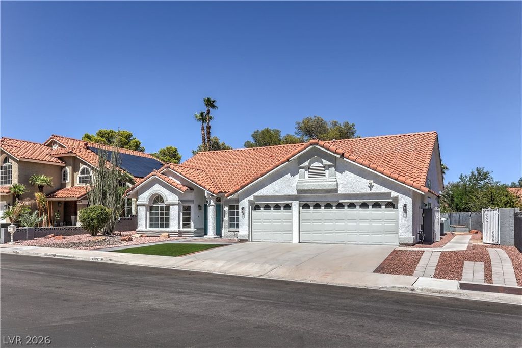 8604 Grandbank Drive, Las Vegas, NV 89145 — photo 2