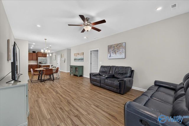 148 Lincoln Gray Circle, New Market, AL 35761