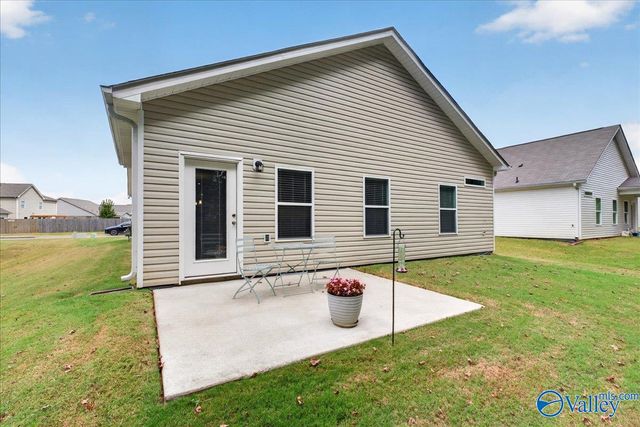 148 Lincoln Gray Circle, New Market, AL 35761