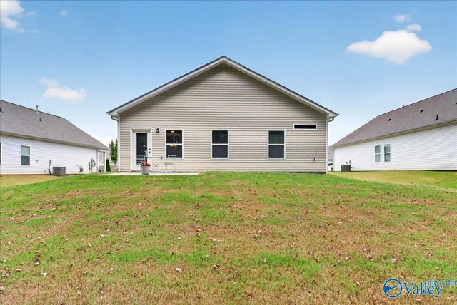 148 Lincoln Gray Circle, New Market, AL 35761