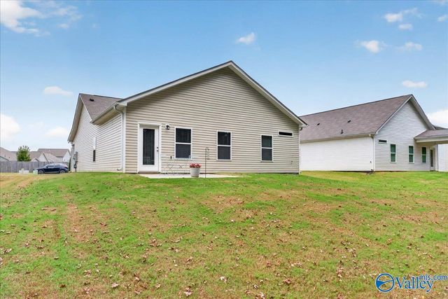 148 Lincoln Gray Circle, New Market, AL 35761