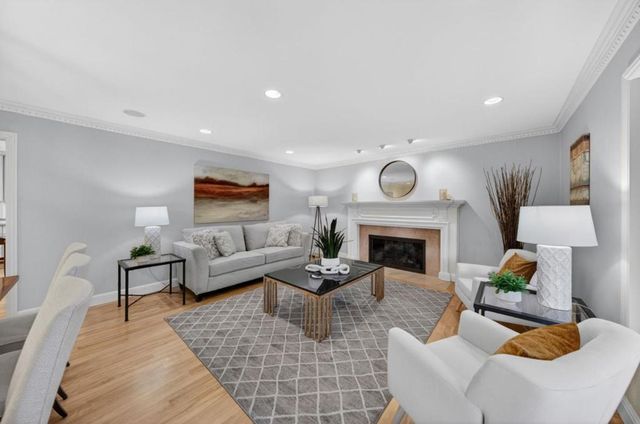 19121 Harleigh Drive, Saratoga, CA 95070