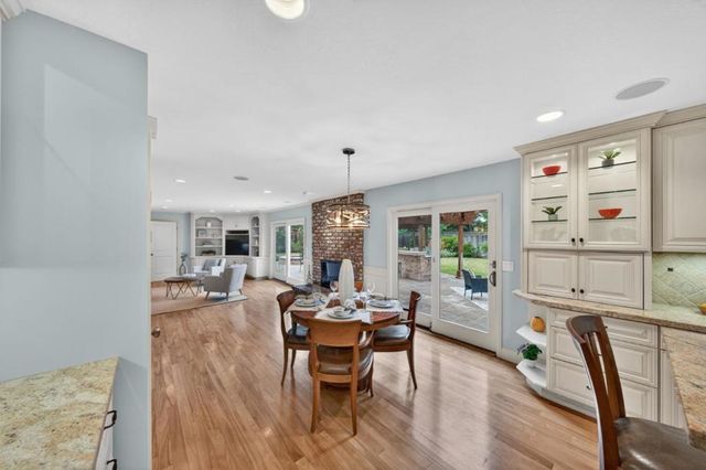 19121 Harleigh Drive, Saratoga, CA 95070
