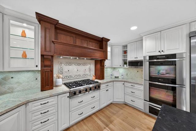 19121 Harleigh Drive, Saratoga, CA 95070
