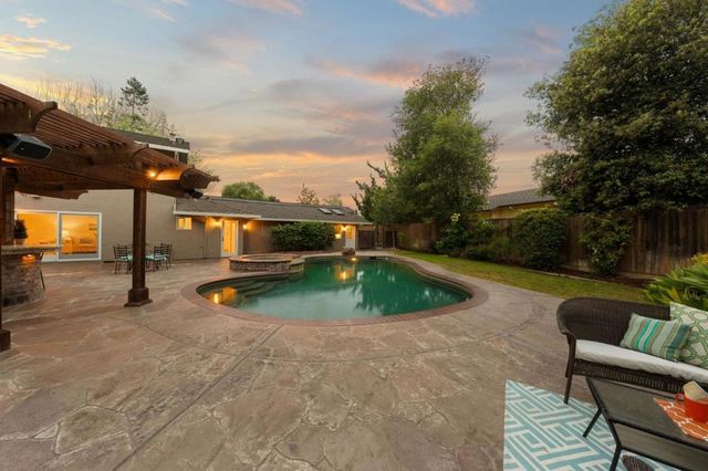 19121 Harleigh Drive, Saratoga, CA 95070