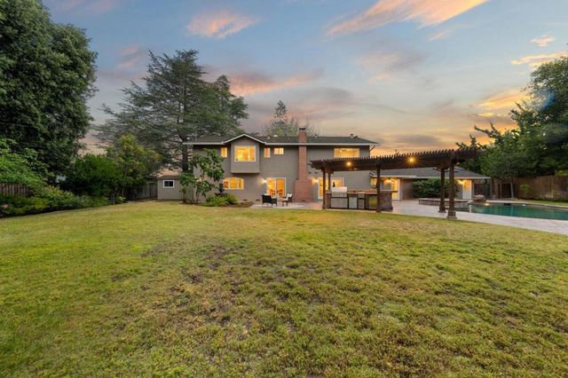 19121 Harleigh Drive, Saratoga, CA 95070