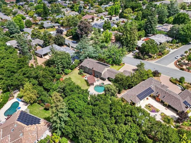 19121 Harleigh Drive, Saratoga, CA 95070