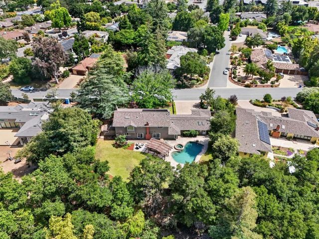19121 Harleigh Drive, Saratoga, CA 95070