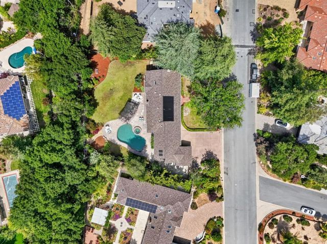19121 Harleigh Drive, Saratoga, CA 95070