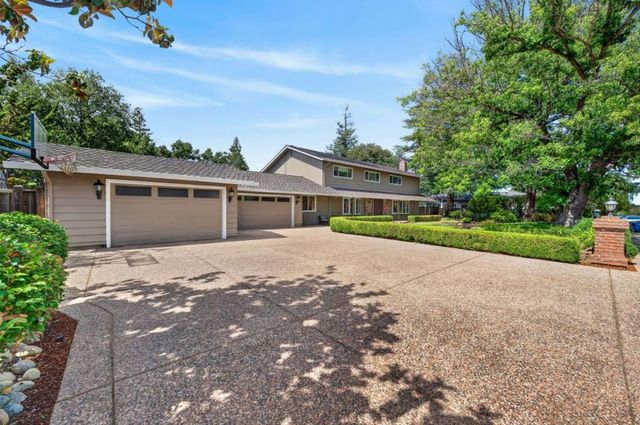 19121 Harleigh Drive, Saratoga, CA 95070