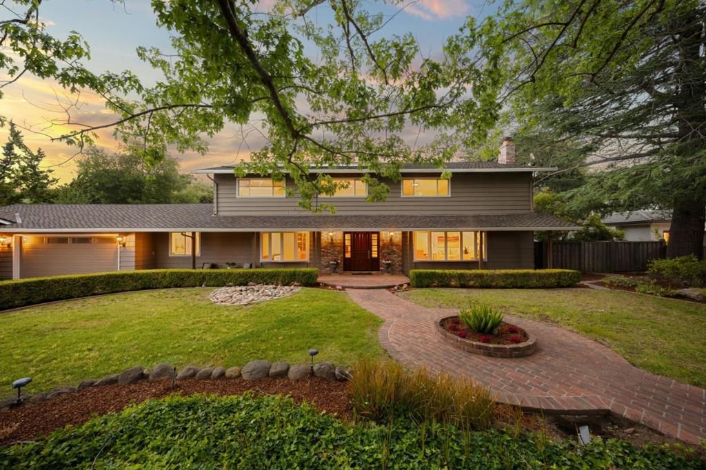 19121 Harleigh Drive, Saratoga, CA 95070