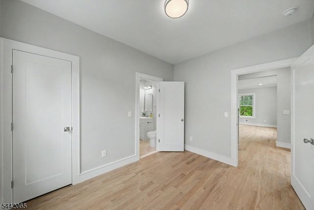 21 Willow Ave, Randolph Twp., NJ 07869