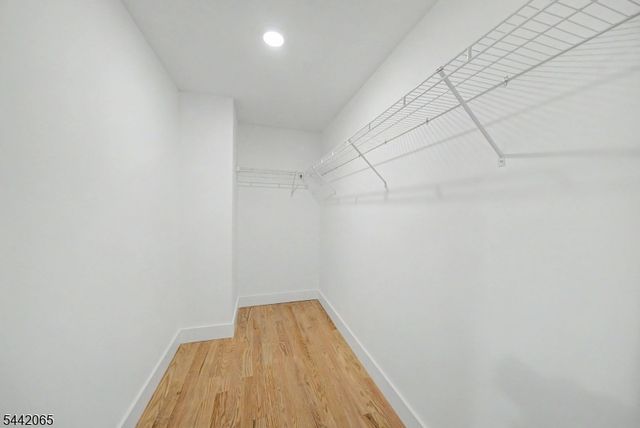 21 Willow Ave, Randolph Twp., NJ 07869
