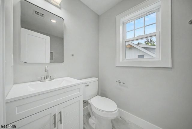 21 Willow Ave, Randolph Twp., NJ 07869