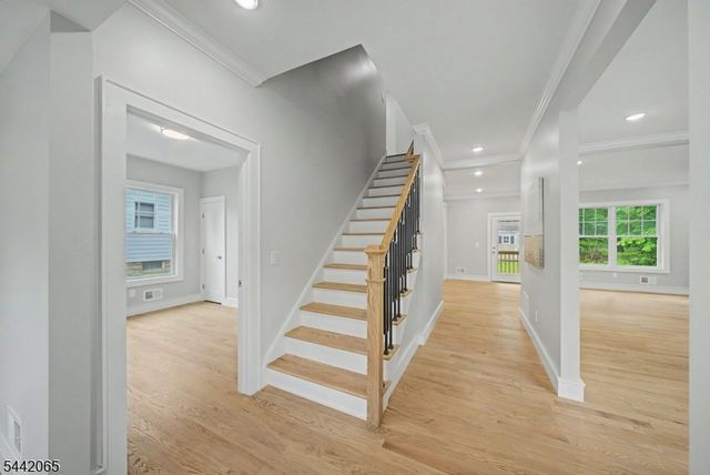 21 Willow Ave, Randolph Twp., NJ 07869