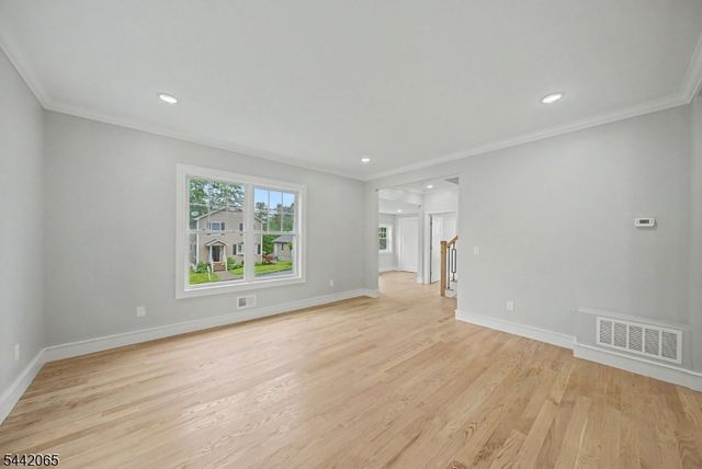 21 Willow Ave, Randolph Twp., NJ 07869