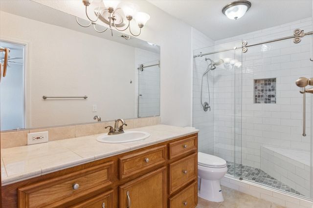 2501 Bering Drive 5, Houston, TX 77057