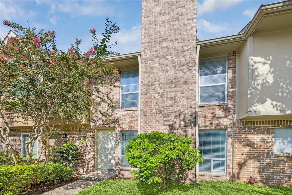 2501 Bering Drive 5, Houston, TX 77057