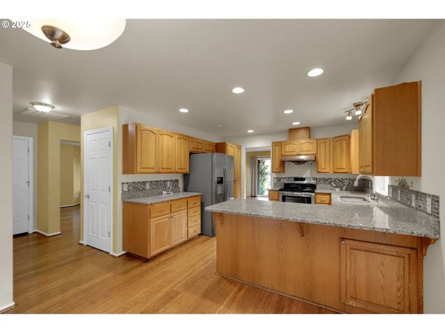 80916 LAJOIE Rd, Creswell, OR 97426