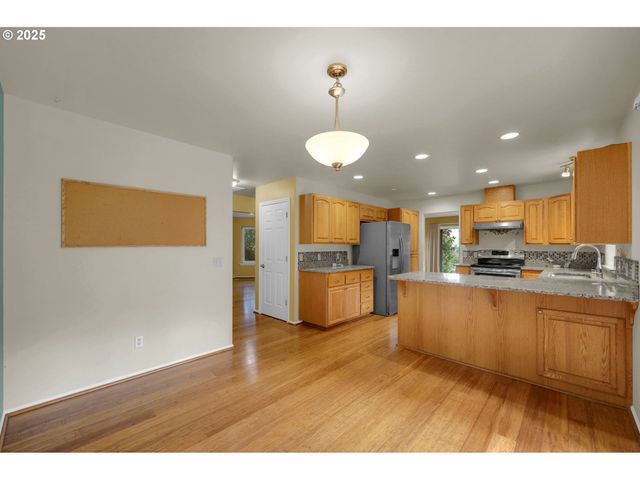 80916 LAJOIE Rd, Creswell, OR 97426