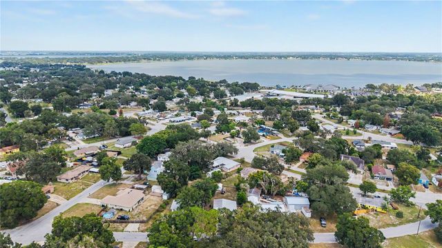 305 CORDOVA ROAD, Auburndale, FL 33823