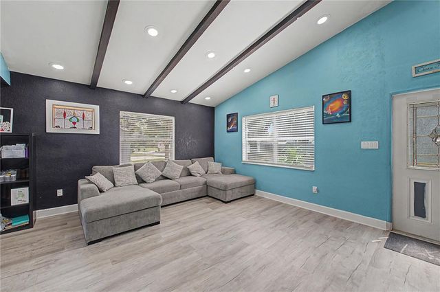 305 CORDOVA ROAD, Auburndale, FL 33823