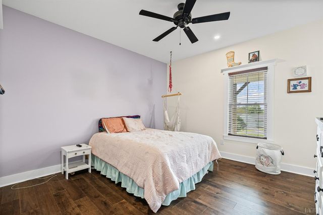 1101 Foxfire ln, Bedford, VA 24523