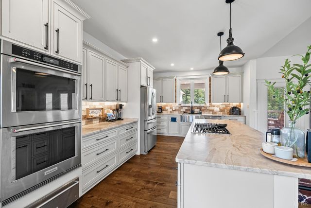 1101 Foxfire ln, Bedford, VA 24523