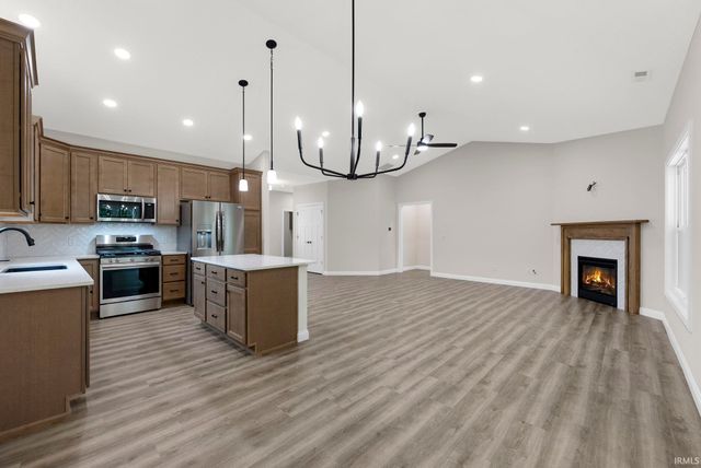 8245 Caverango Boulevard, Fort Wayne, IN 46815