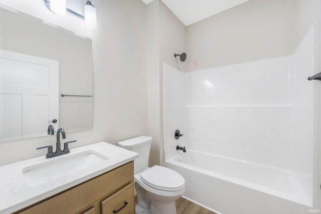 8245 Caverango Boulevard, Fort Wayne, IN 46815