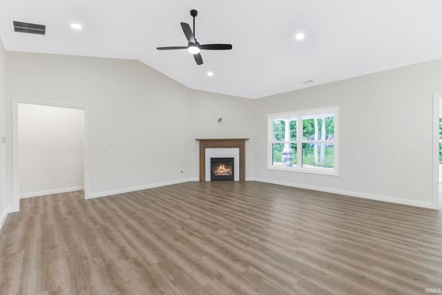 8245 Caverango Boulevard, Fort Wayne, IN 46815