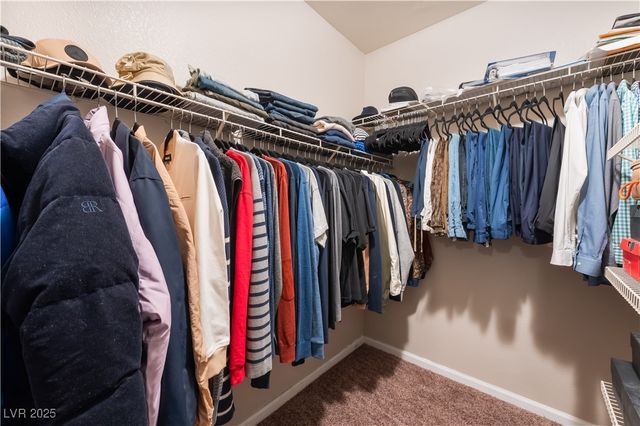 1609 Queen Victoria Street 201, Las Vegas, NV 89144