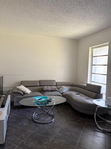 17180 SW 94th Ave 701, Palmetto Bay, FL 33157