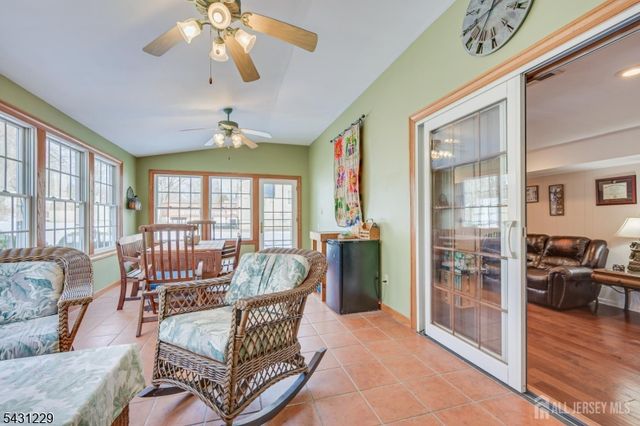 19 Annette Dr, Edison Twp., NJ 08820