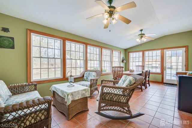 19 Annette Dr, Edison Twp., NJ 08820