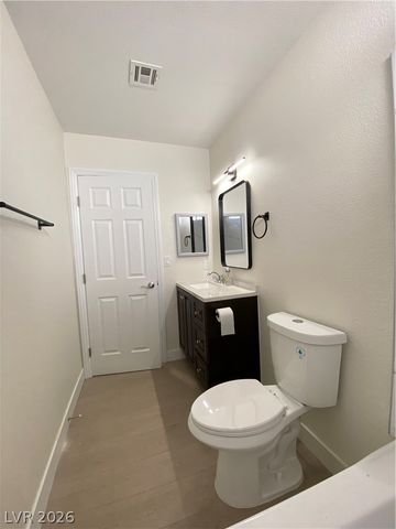 7547 Kalmalii Avenue, Las Vegas, NV 89147