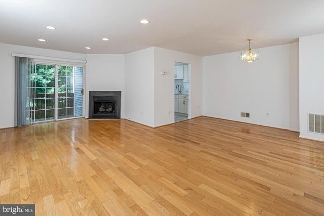 50 GRANT WAY, Princeton, NJ 08540