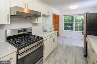 50 GRANT WAY, Princeton, NJ 08540