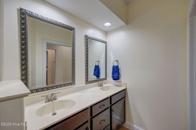 2438 W Oak Bridge Way NE 14b, Leland, NC 28451
