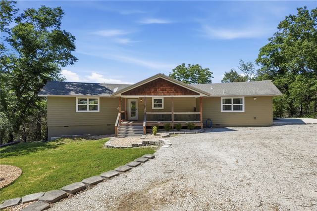 1 Dogwood Lane, Holiday Island, AR 72631
