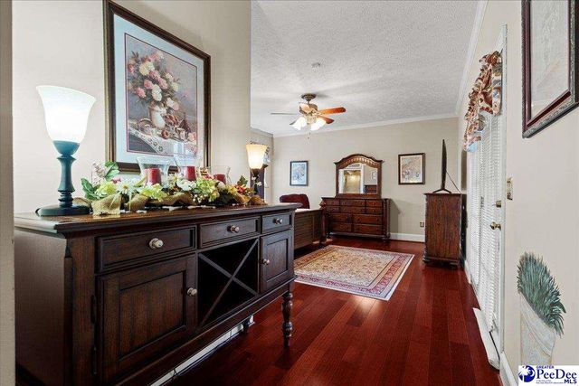 616 Chaucer Dr., Florence, SC 29505