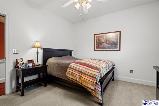 616 Chaucer Dr., Florence, SC 29505